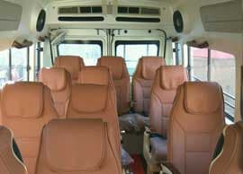13 Seater Tempo Traveller